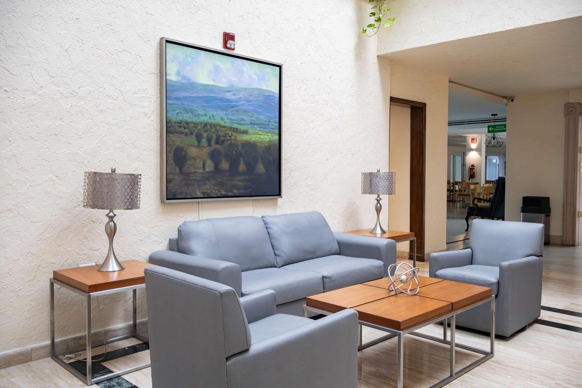 Best Western Plus Monterrey Colon Esterno foto